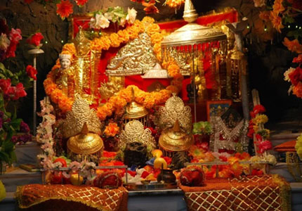 8 Nights 9 Days Srinagar Vaishno Devi Tour